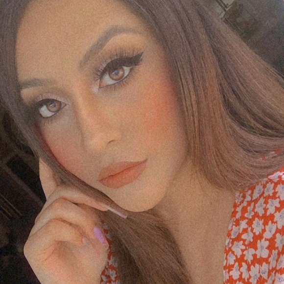 Meet your Posher, Jacqueline - Picture 1 of 1